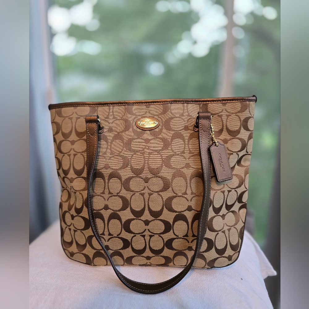Coach Signature Canvas Brown Tote Bag